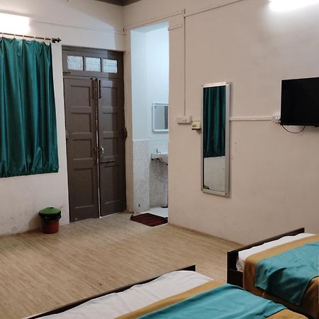 6 Cr Hotel Natraj Railway Station Aurangabad  Luaran gambar